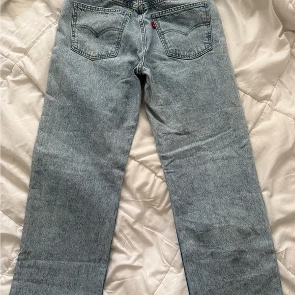 Levi's Classic Light Blue straight leg low pro Jeans size 28